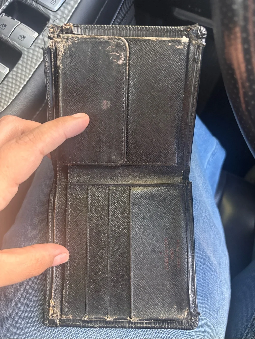 Project Mens Louis Vuitton Epi Black Wallet